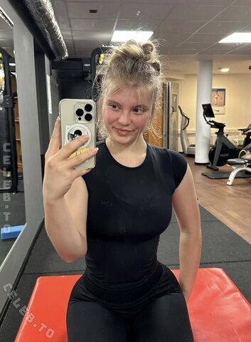 Theresa Ebba nude photo 6