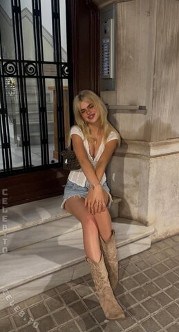 Theresa.vth nude photo 19