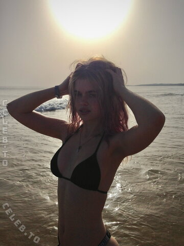 Theresa.vth nude photo 10