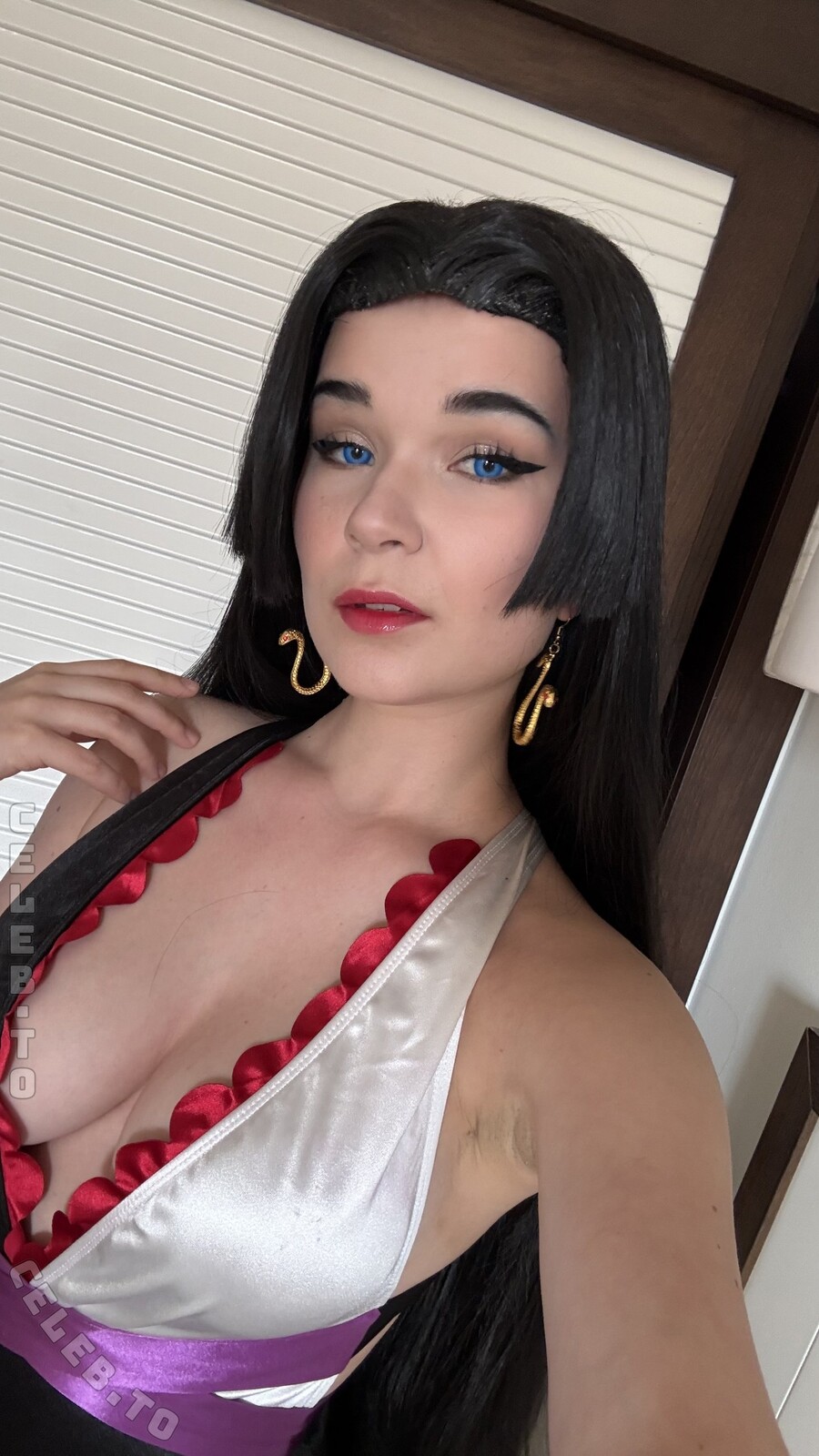 Therlyen nude photo 2