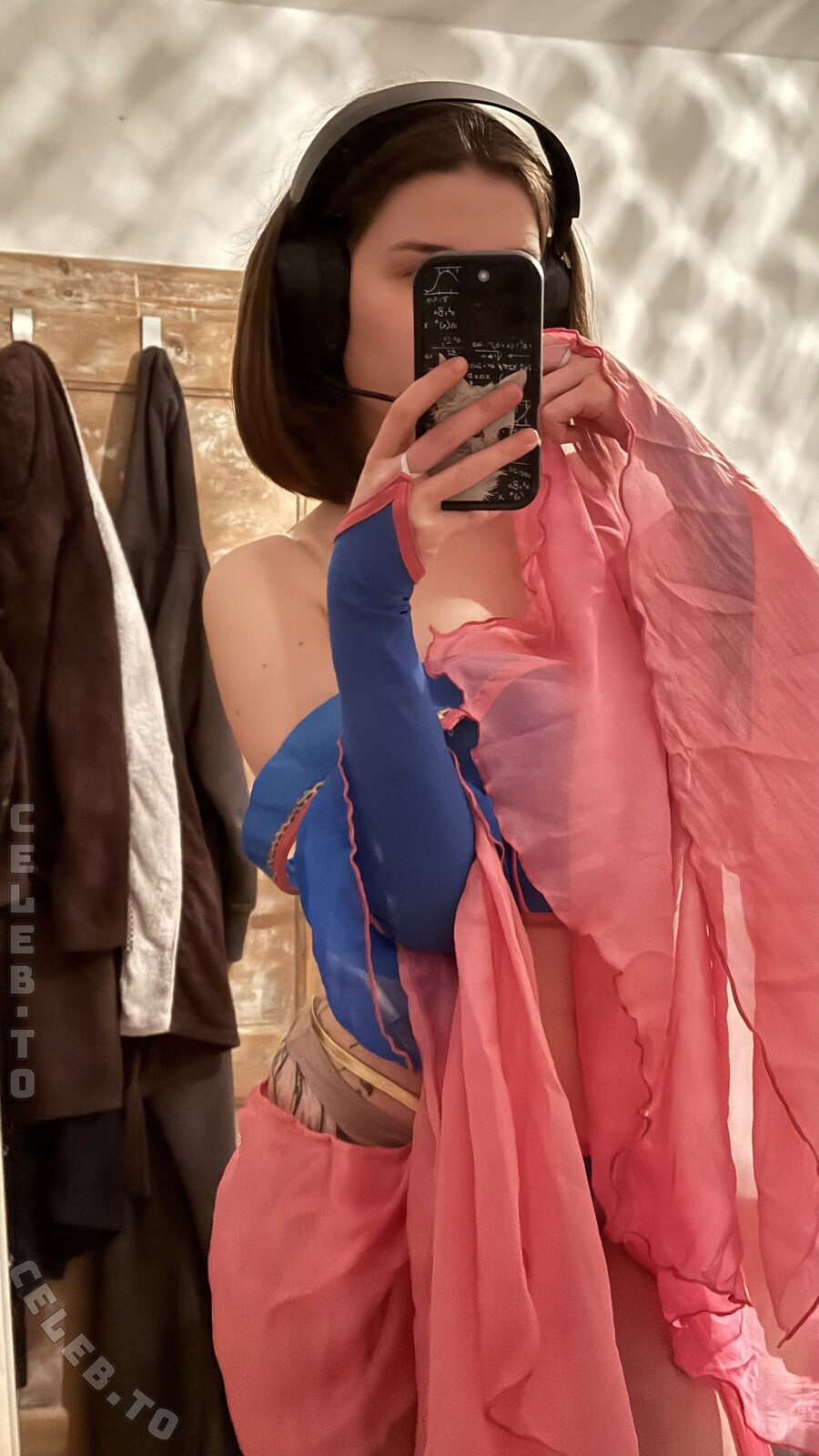 Therlyen nude photo 11