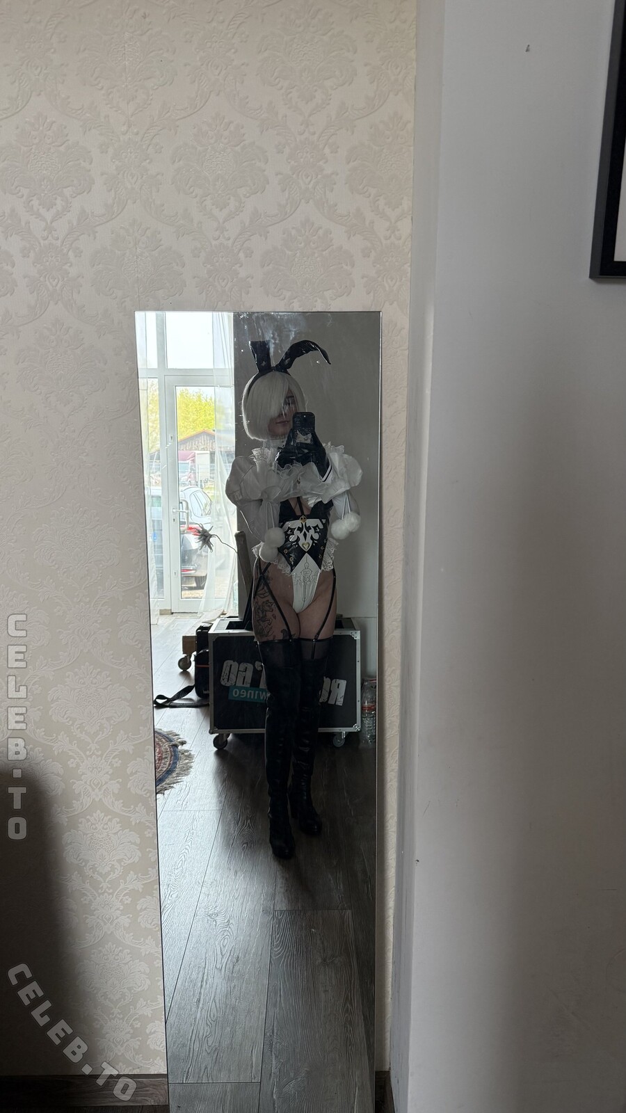 Therlyen nude photo 3