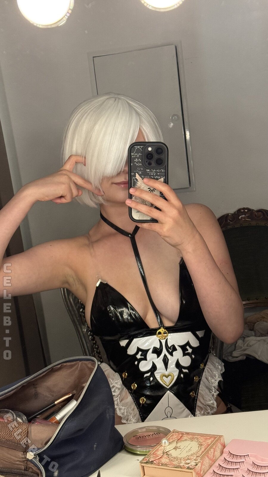 Therlyen nude photo 11