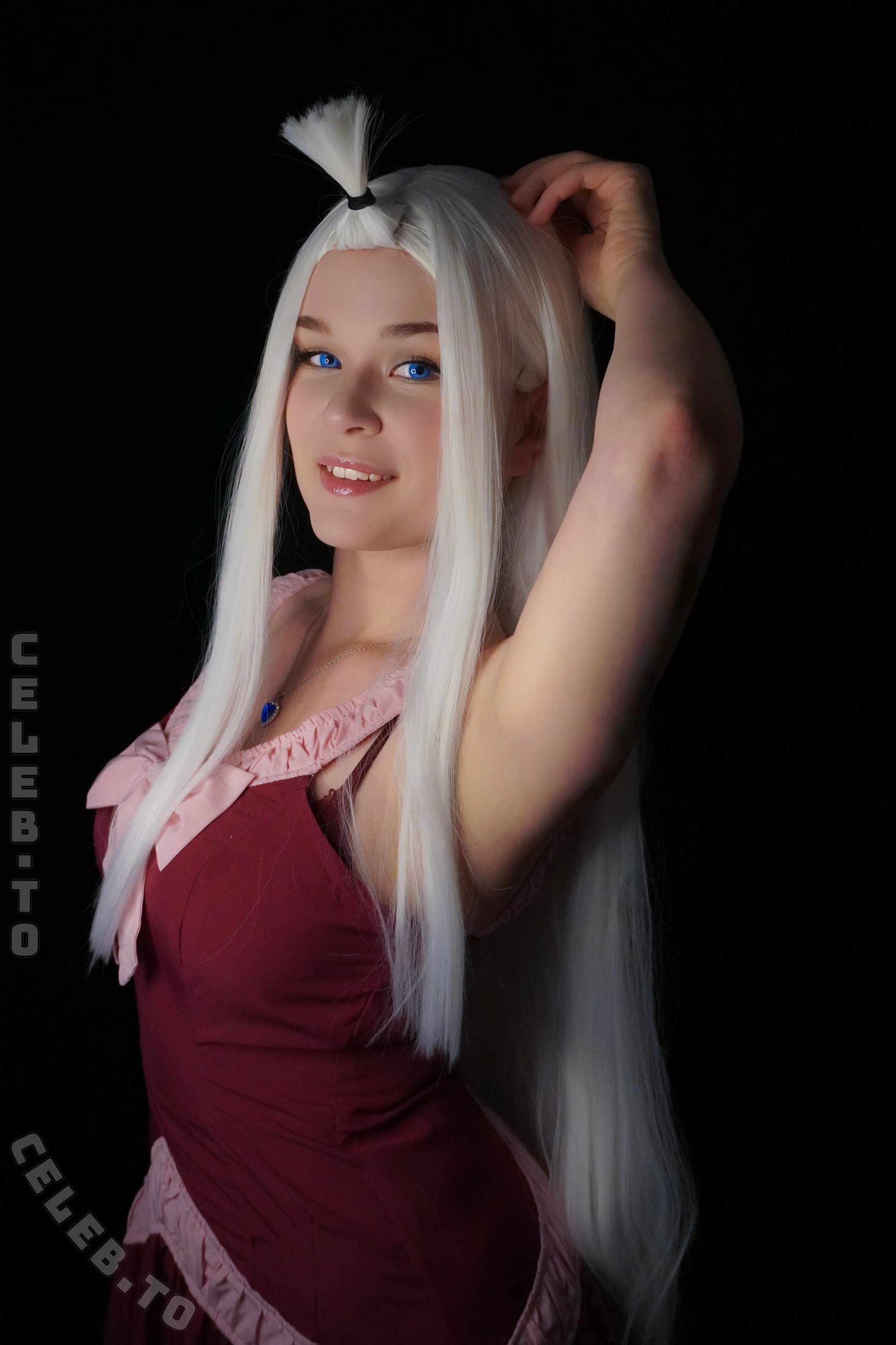 Therlyen nude photo 3