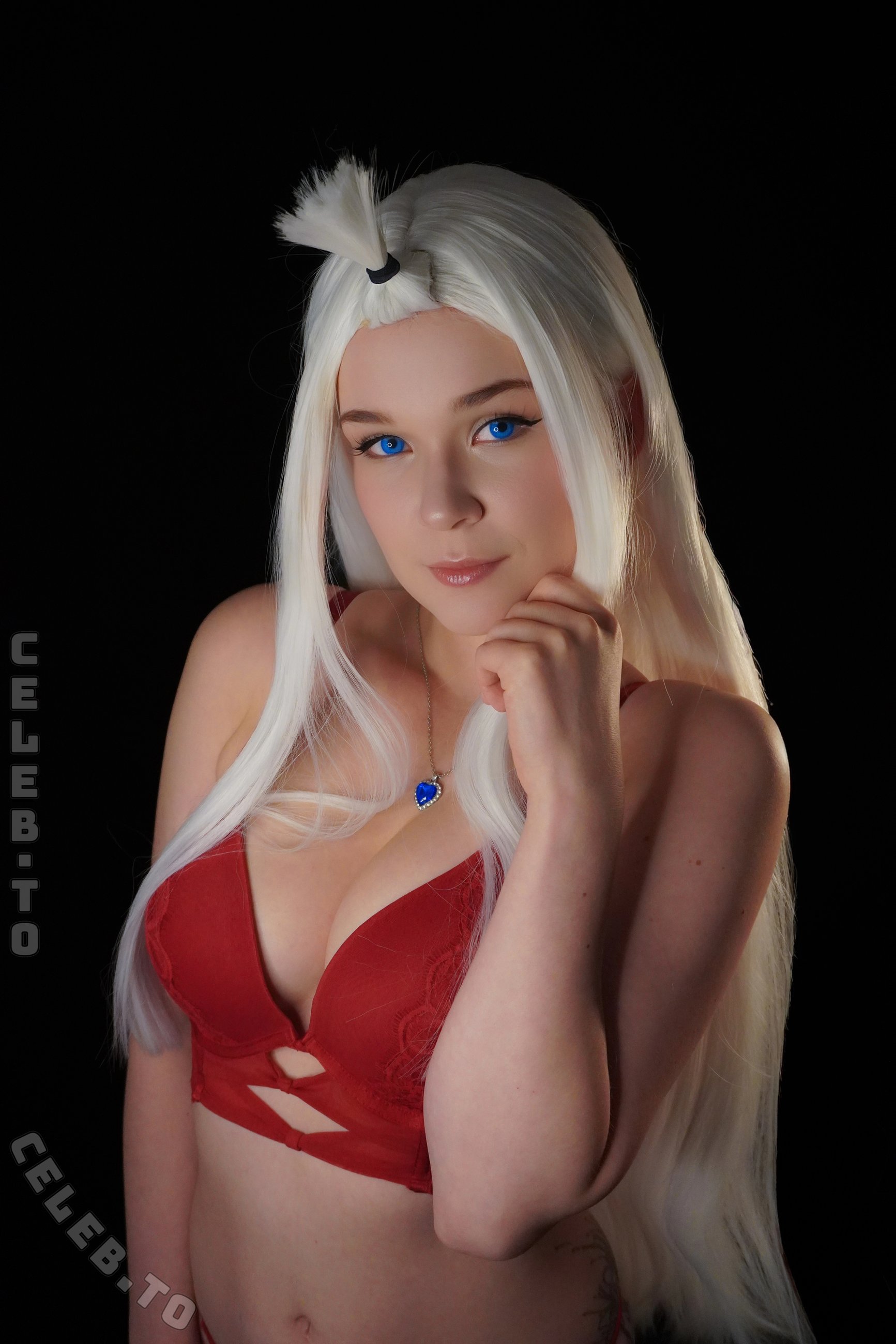 Therlyen nude photo 5