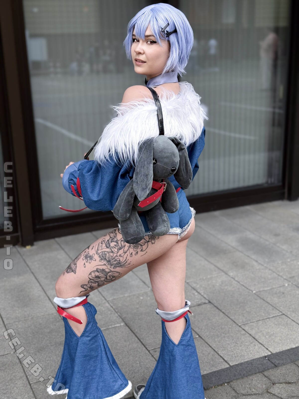 Therlyen nude photo 6