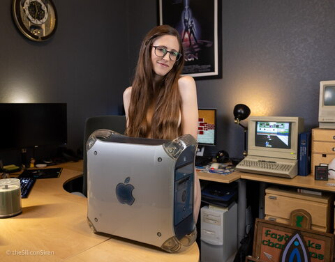 TheSiliconSiren Sexy (4 photos)