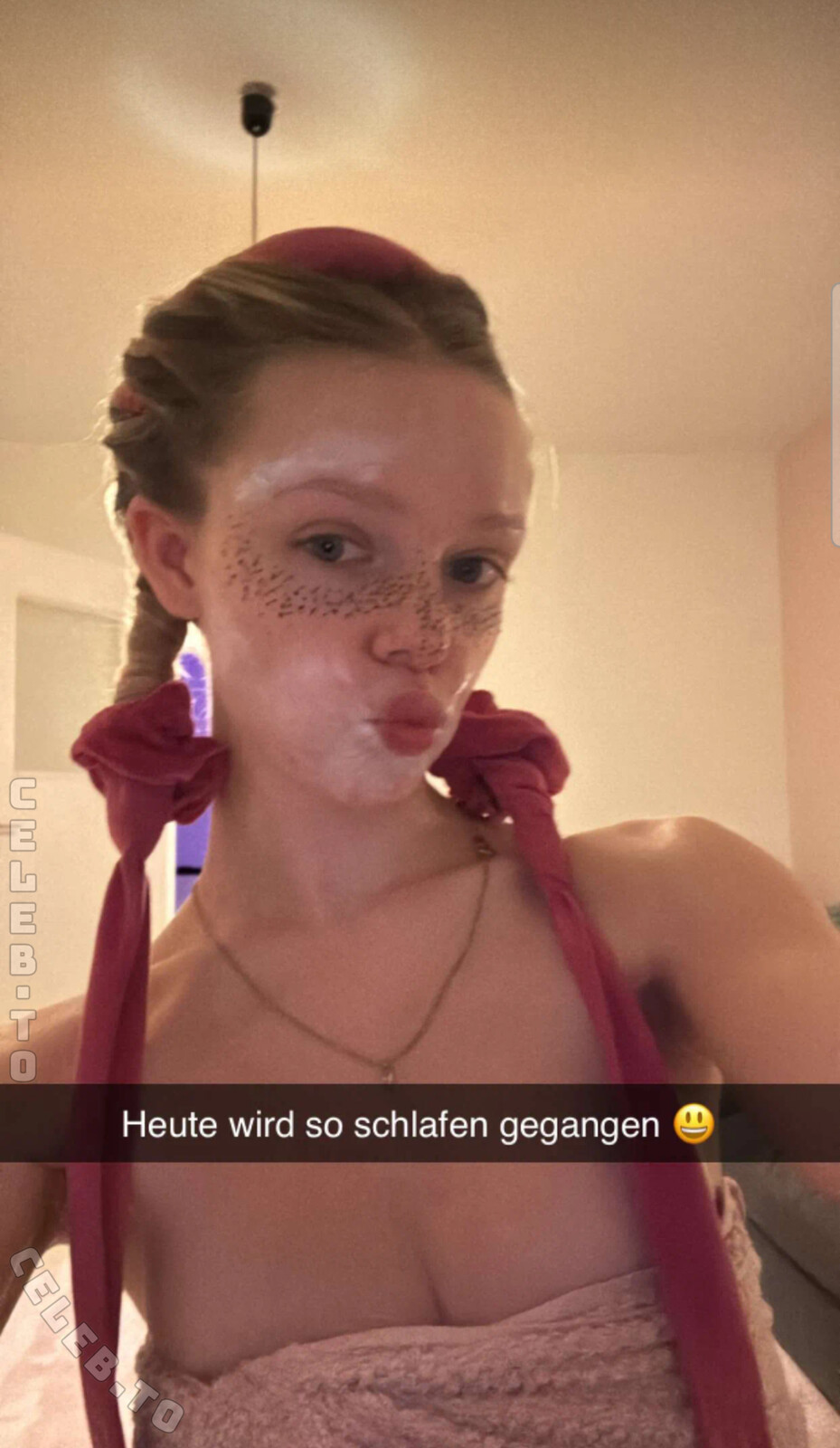 Thesi.Sophie nude photo 1