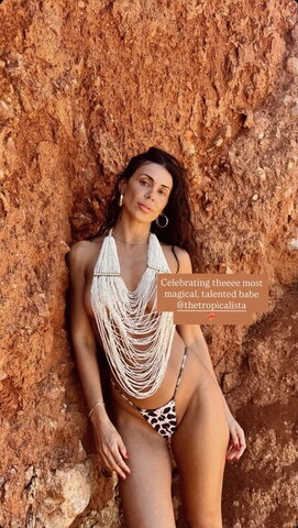 @thetropicalista nude