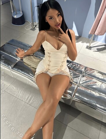 Tiara.truong nude photo 5