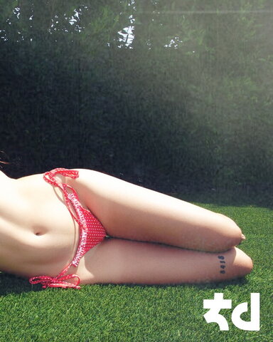 Tiffany Day New (5 photos)