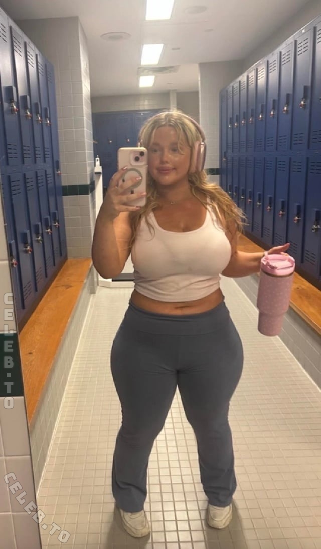 tiffcrespo_ nude photo 13