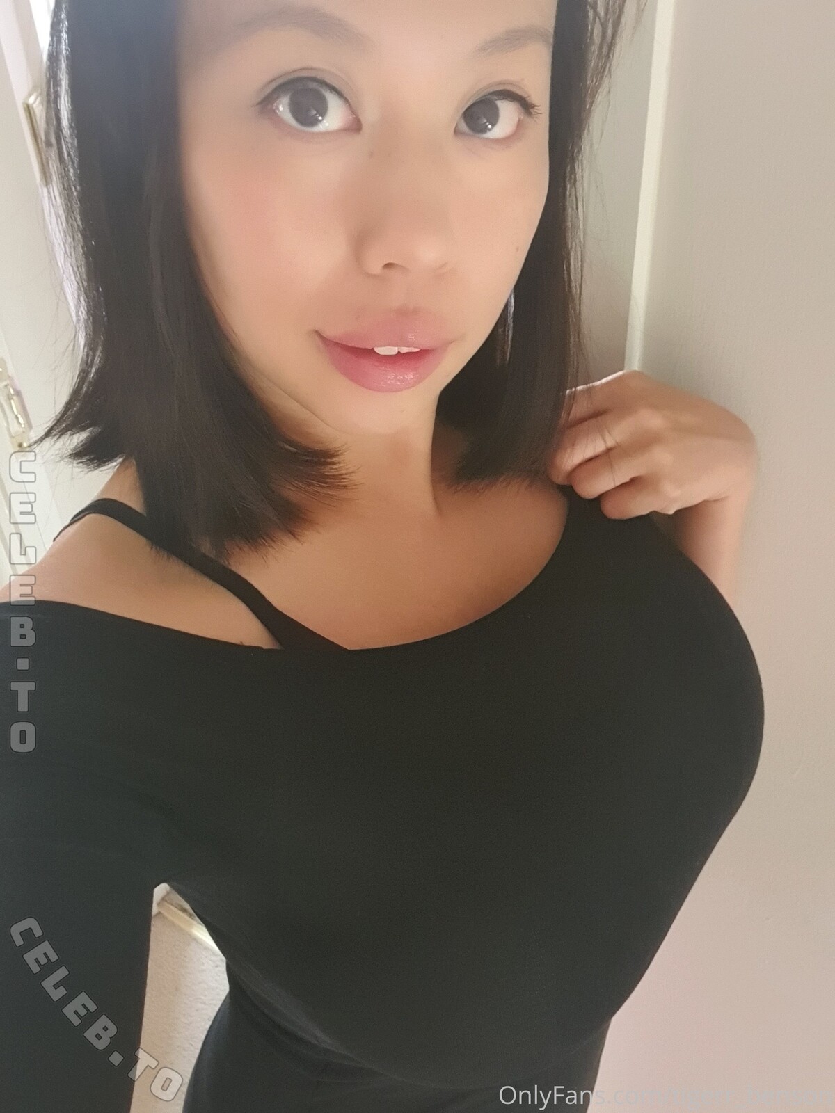 Tigerr Benson nude photo 5
