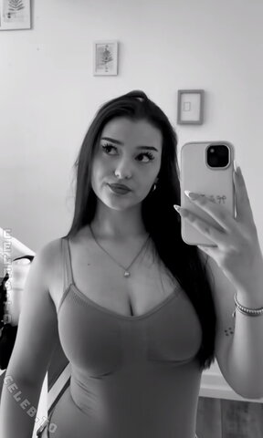 Tijanaaperic nude photo 9