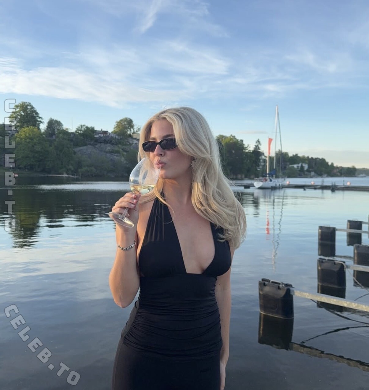 Tildekindahl nude photo 6