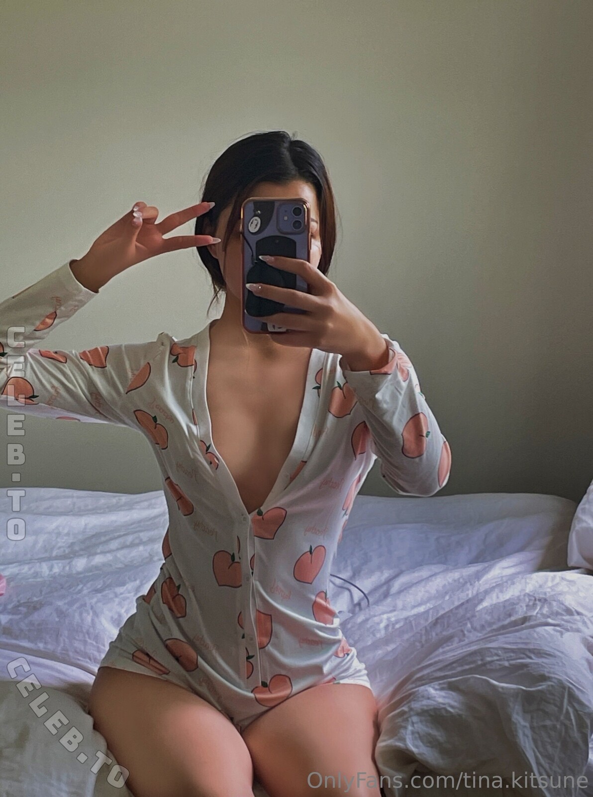 Tina Kitsune nude photo 4