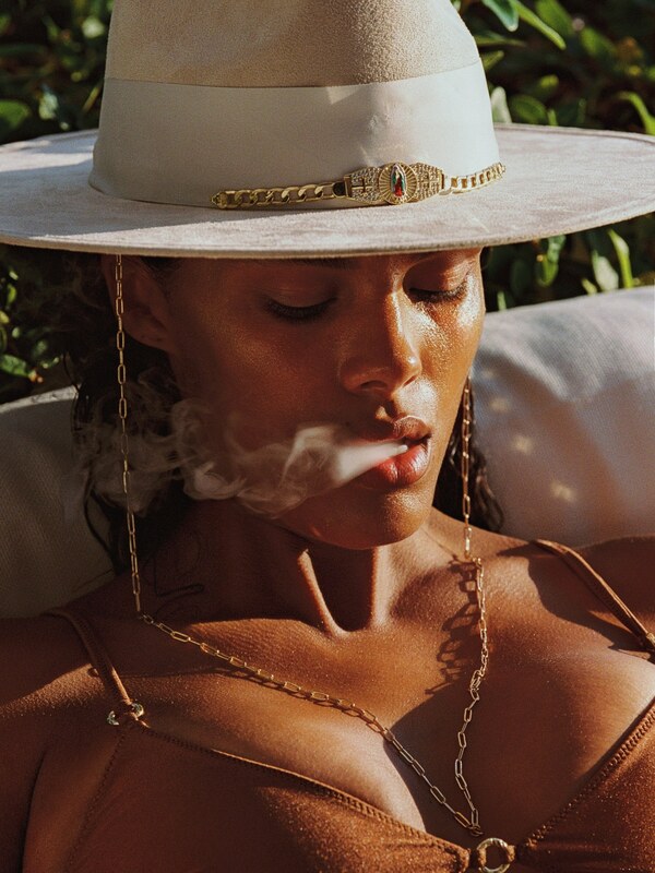Tina Kunakey nude photo 13