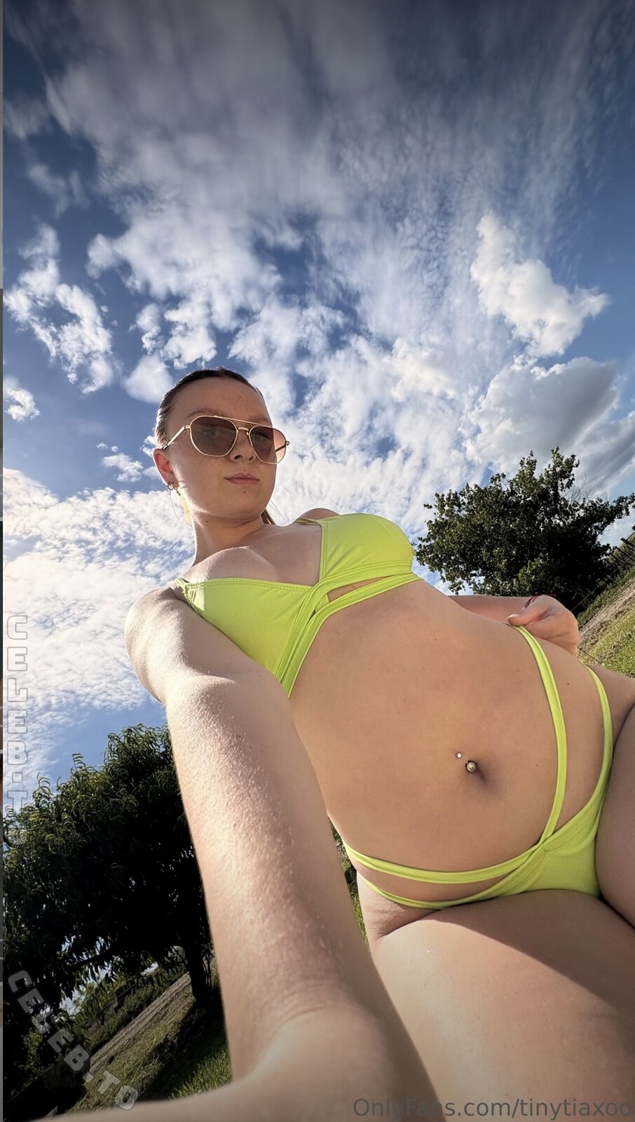 Tiny Tia nude photo 6
