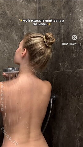 Tiny_crazy nude photo 9