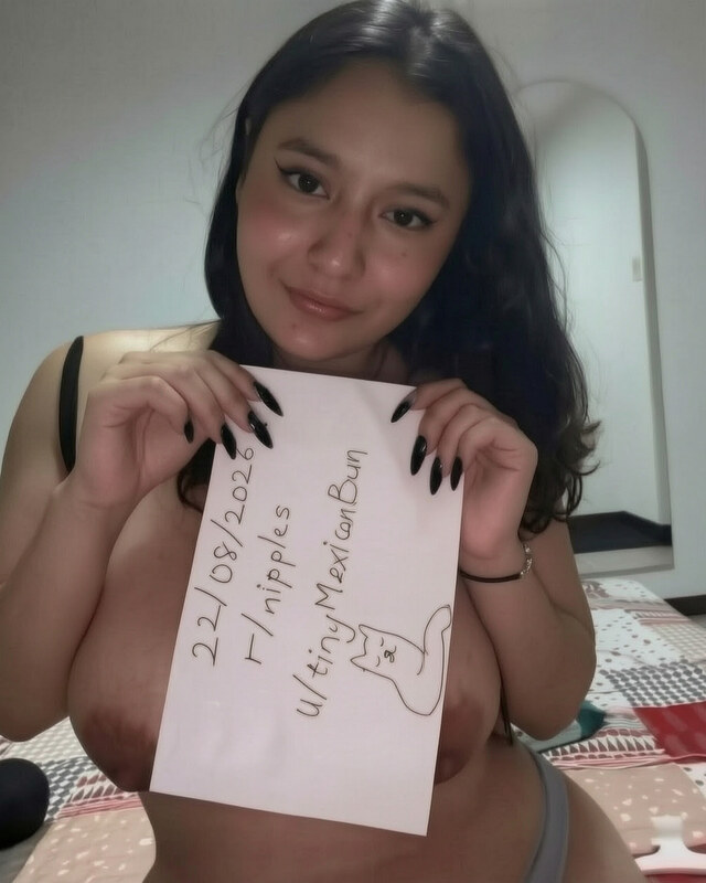 Tinymexicanbun nude photo 2