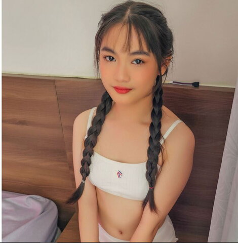 Tinymodelhoshi Hot (1 photo)
