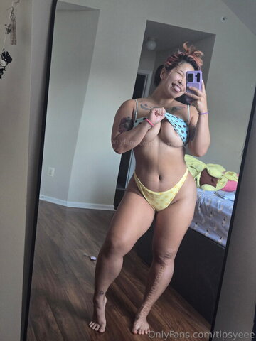 tipsyeee nude photo 46