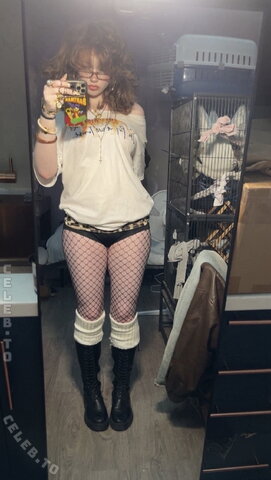 tj.spicyfeet nude photo 7