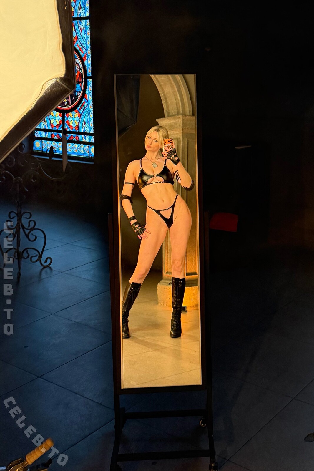 Tniwe nude photo 4