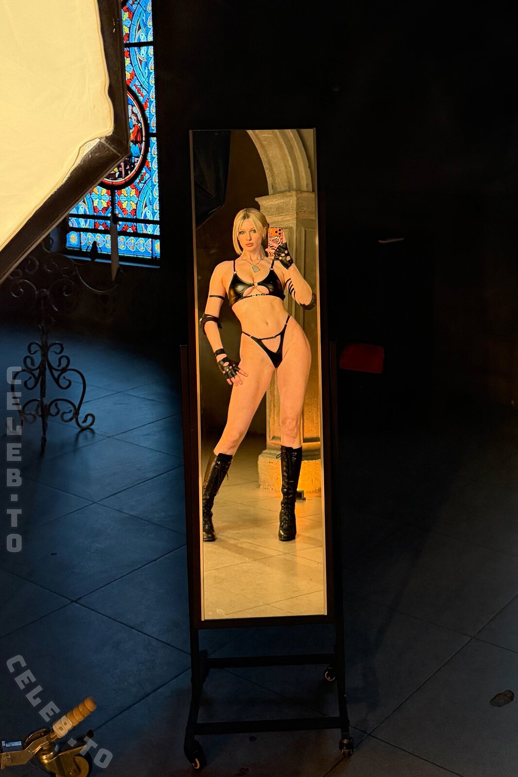 Tniwe nude photo 5