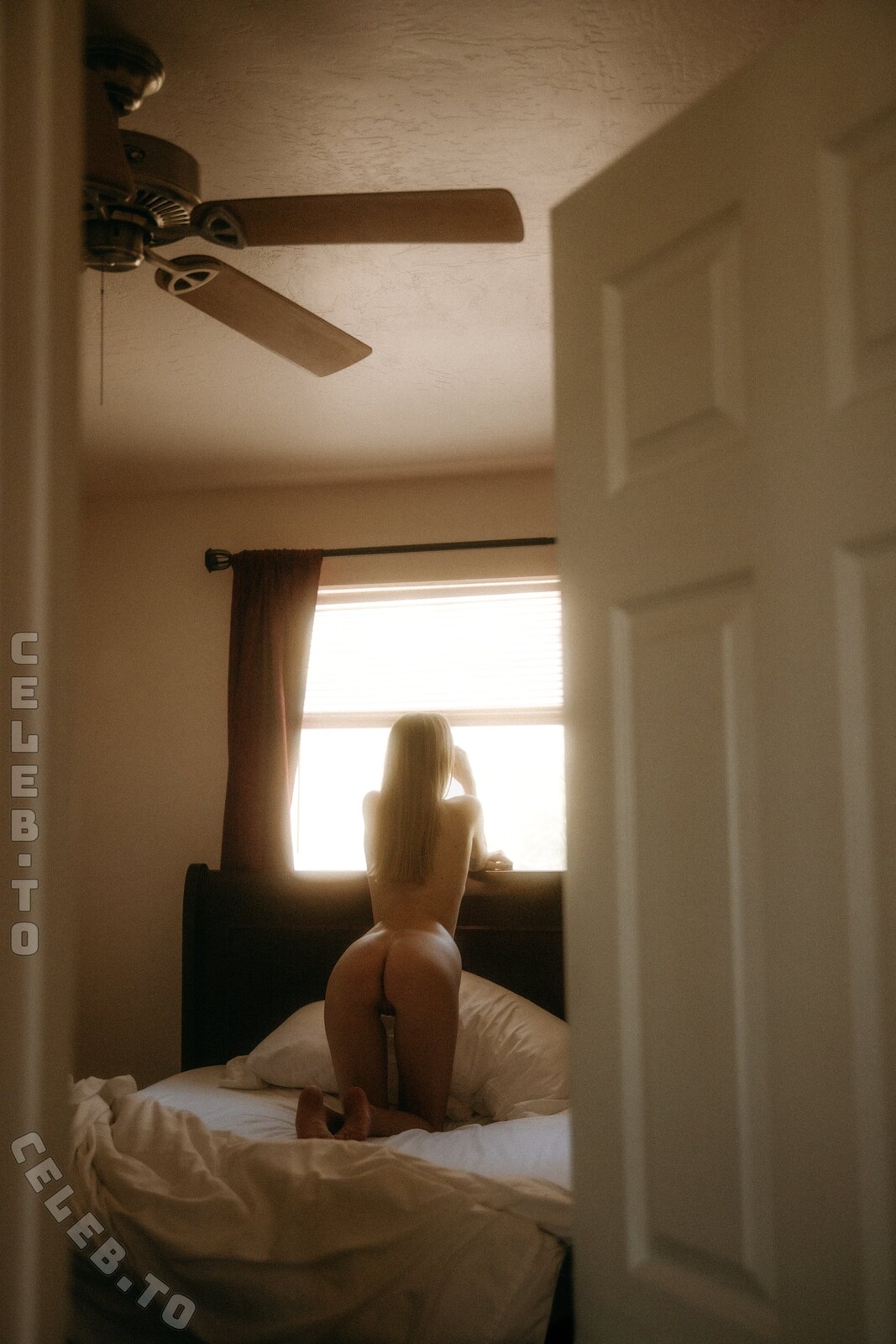 tokgaunighe nude photo 4