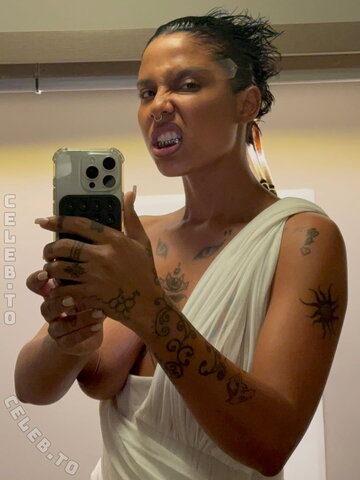 Tokischa nude photo 10