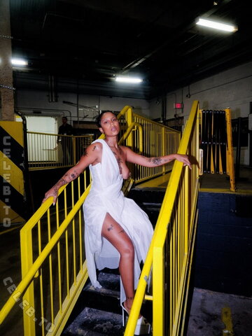 Tokischa nude photo 5