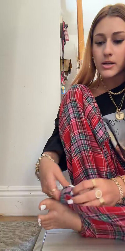 tonionlyy nude photo 6