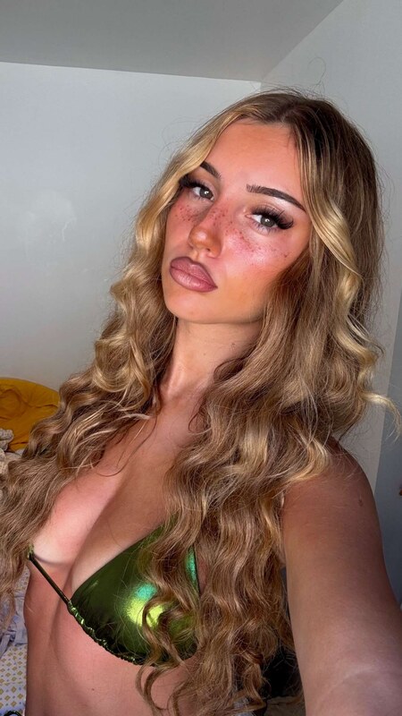 ToomuchLucile nude photo 20