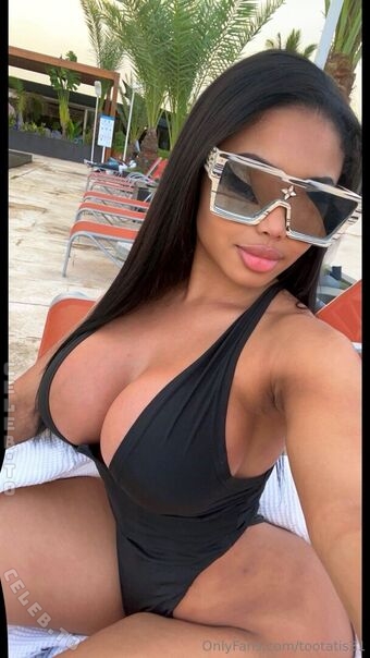 Tootatis nude photo 3