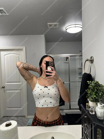 Tori Ortiz nude photo 4