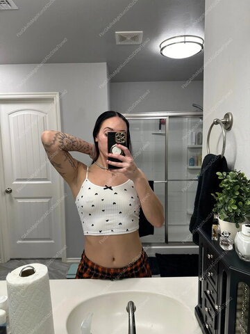Tori Ortiz nude photo 3