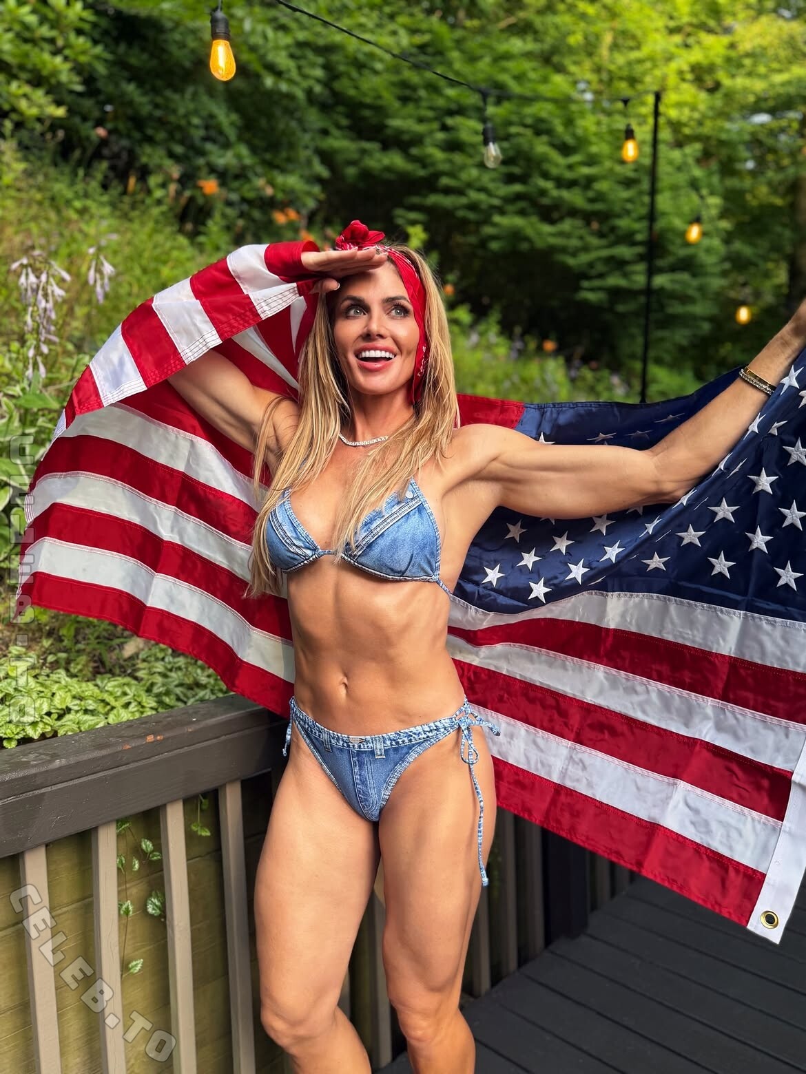 Torrie Wilson nude photo 1