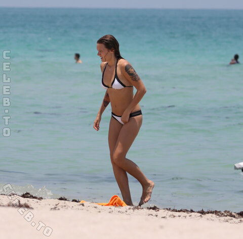 Tove Lo nude photo 23