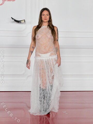 Tove Lo nude photo 58