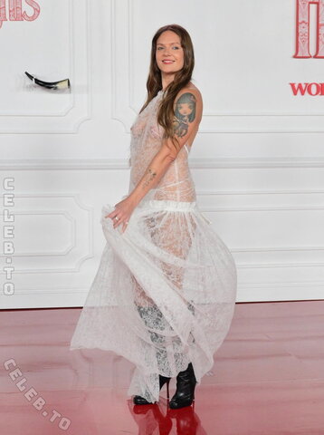 Tove Lo nude photo 57