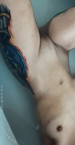 Toxictokio nude photo 3