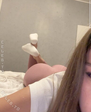 Trapbabygirl nude photo 30