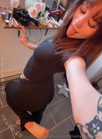trashybagqueen nude photo 4