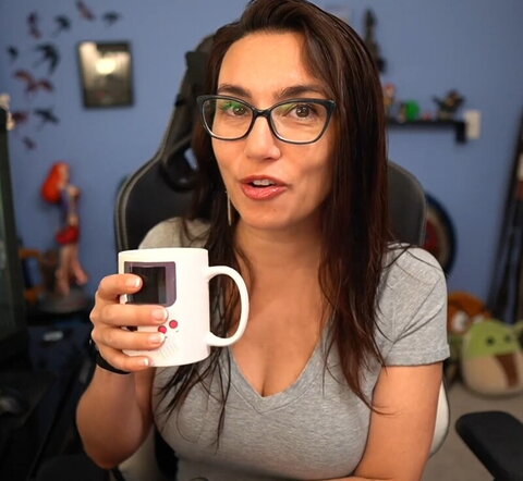 Trisha Hershberger Sexy (9 photos)