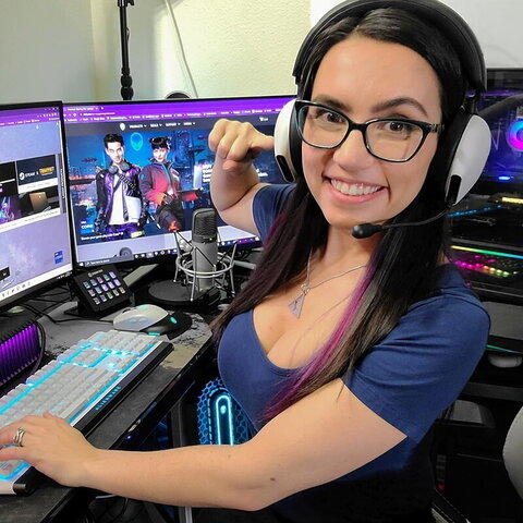 Trisha Hershberger nude photo 3