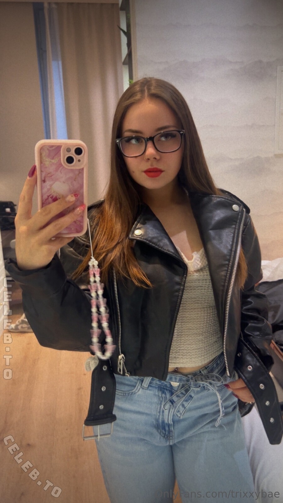 Trixxybae nude photo 1