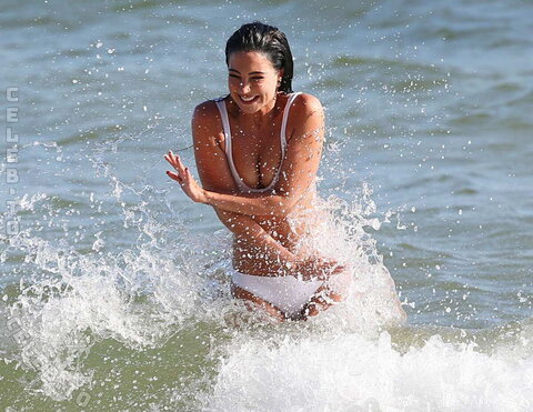 Tulisa Contostavlos nude photo 211