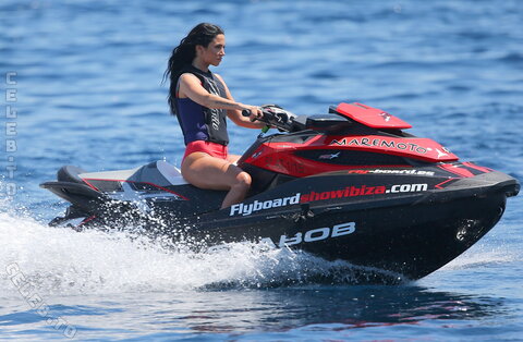 Tulisa Contostavlos nude photo 273