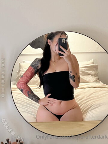 tvylorafterdark nude photo 5